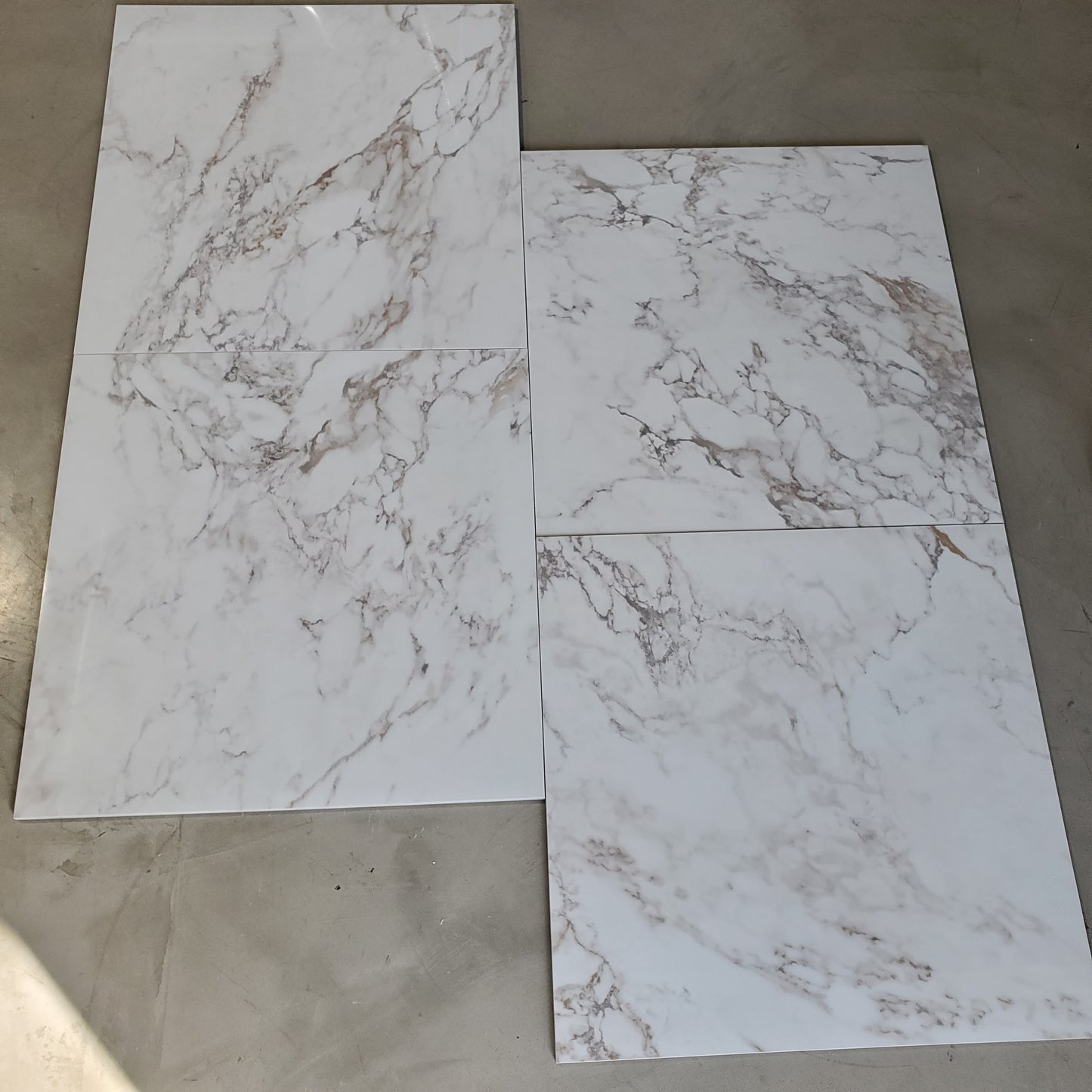 24"x24" I695 Stainmaster Polished Porcelain Tile - Sold by ctn