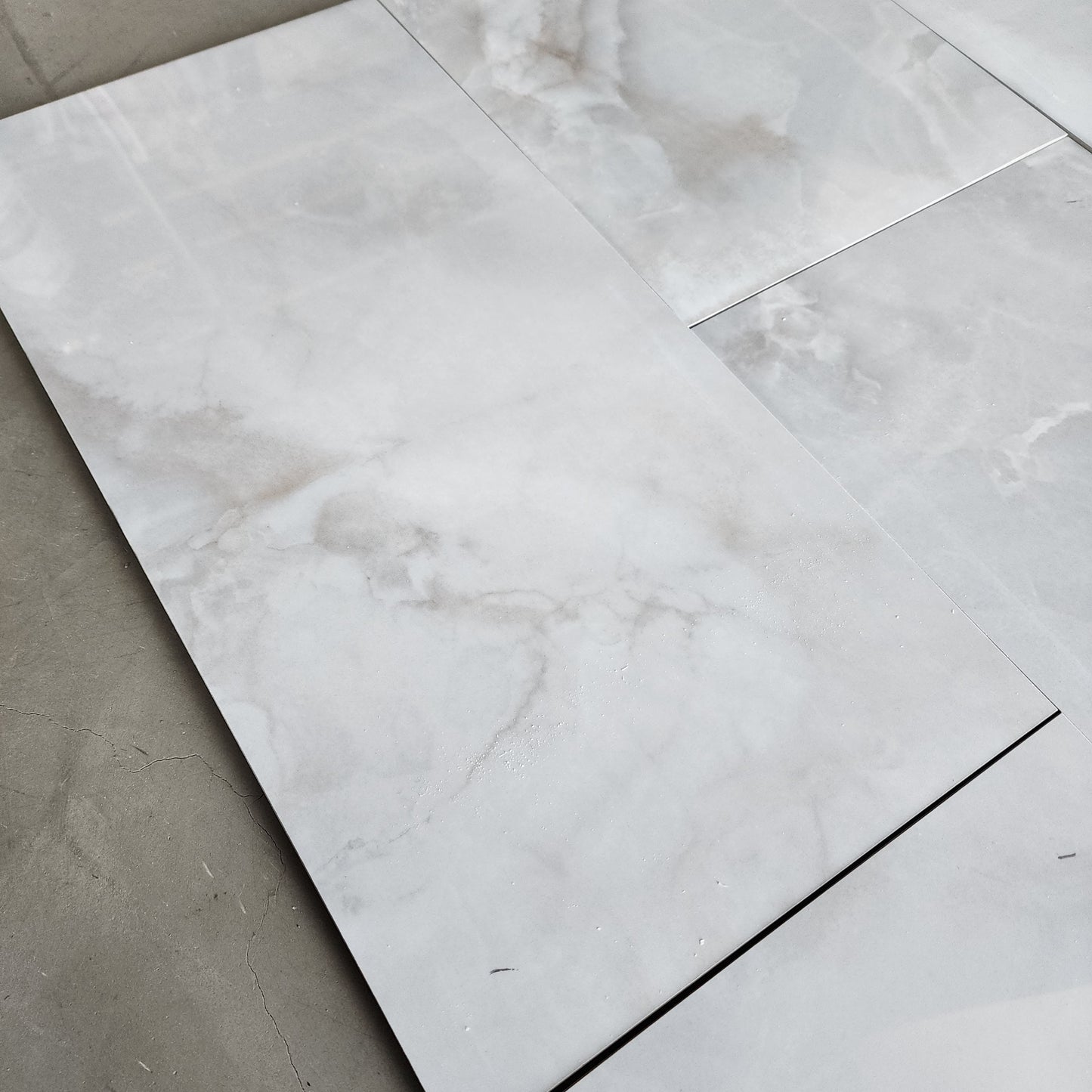 12"x24" Polished Porcelain Tile I617 Kemperstone Sold by Ctn