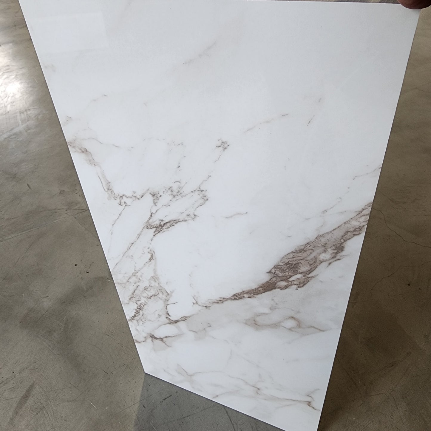 12"x24" I578 White Cal Porcelain Tile - Sold by ctn