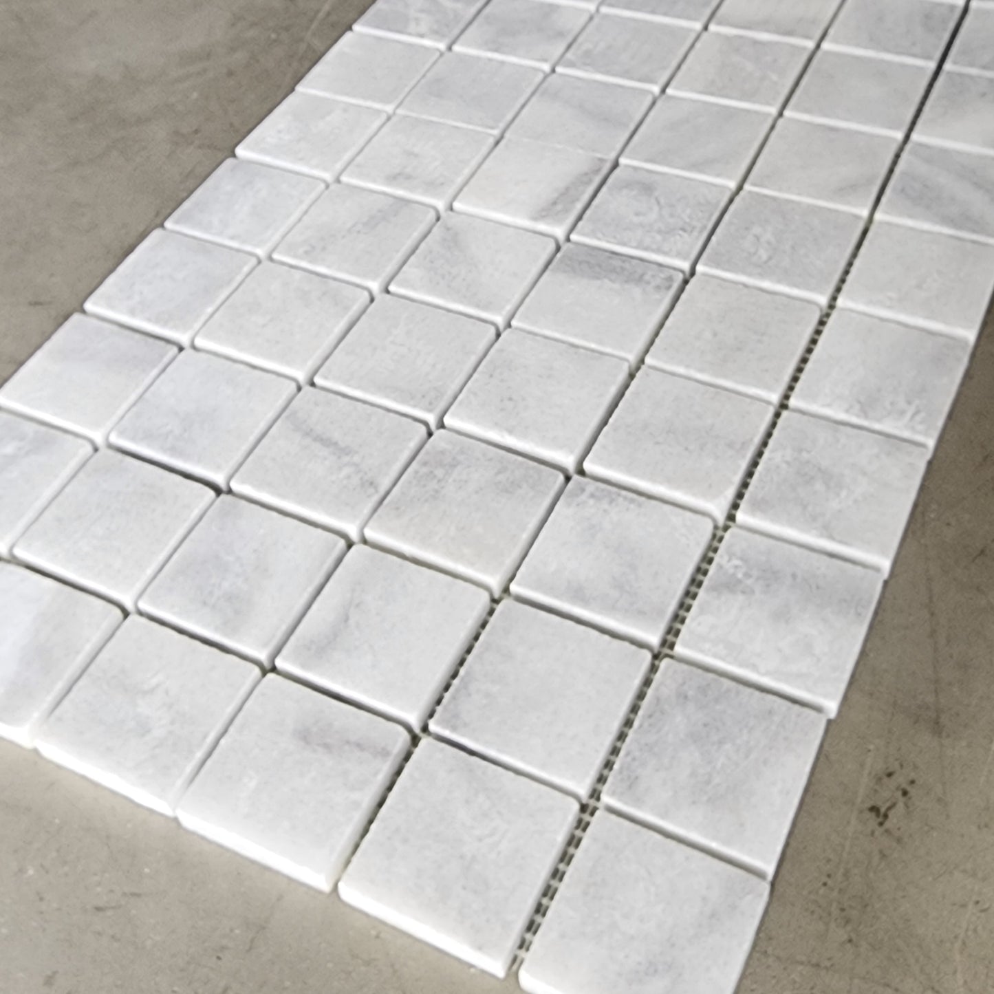 2"x2" Mosaic Tile M320 Hon Yukon White - Sold by piece