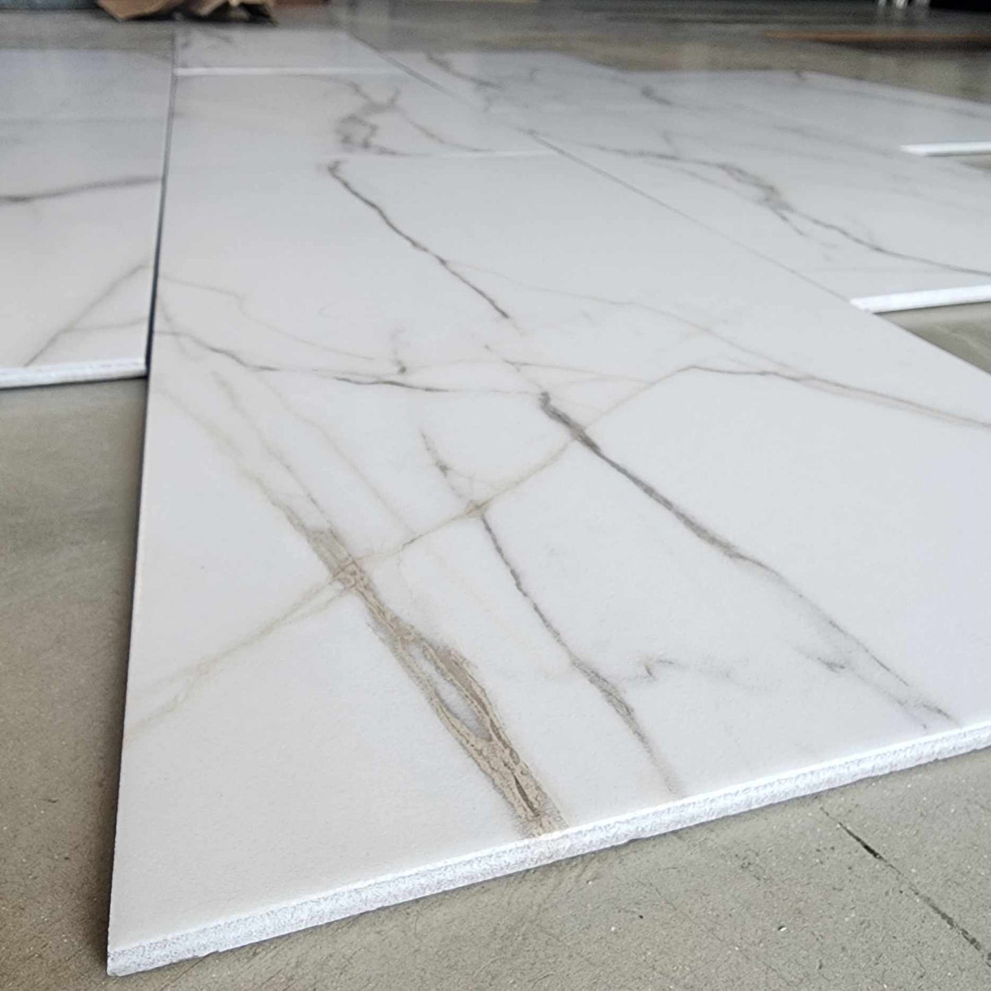 12x24 RS05 Calcatta Gold - Sold by Ctn
