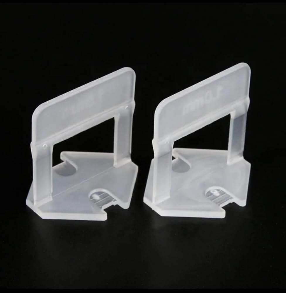 Spacer clips