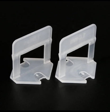 Spacer clips